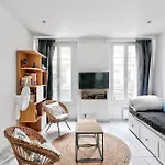 Superb studio close to Gare du Nord
